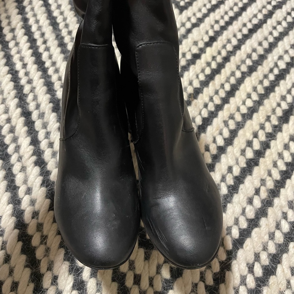 Marc Fisher Blacked Heeled Booties. Size 7.5. - image 3